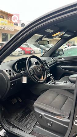 جیپ گراند شیرۆکی